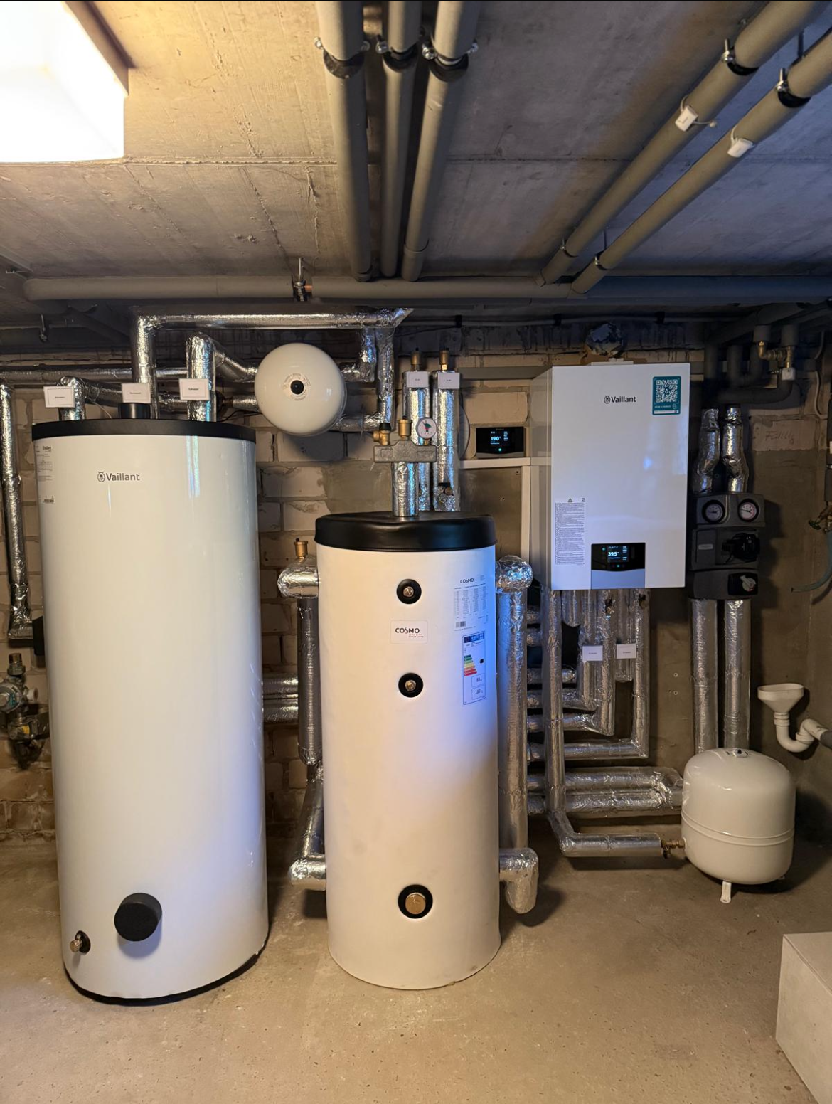 Nachher: Moderne Wärmepumpe